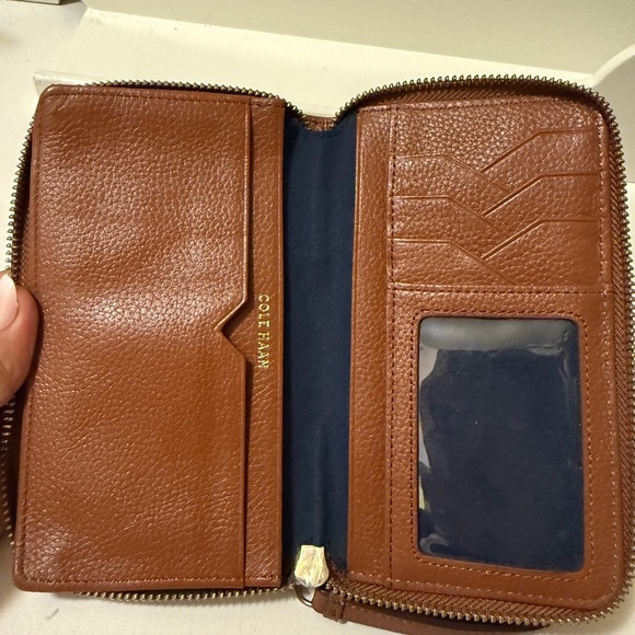 Cole Haan Tan Leather Wallet with Sleek Design - Picture 10 of 14